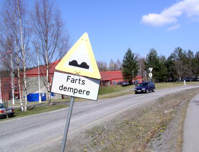 Orddelingsfeil: Farts dempere